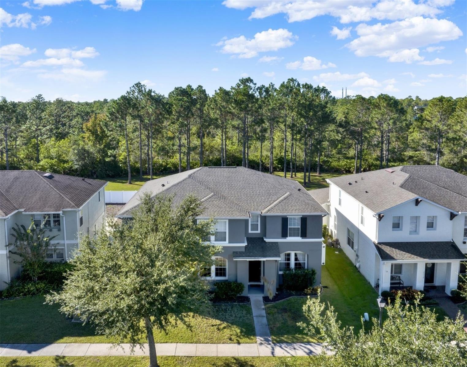 Listing photo id 0 for 14236 Golden Rain Tree Boulevard