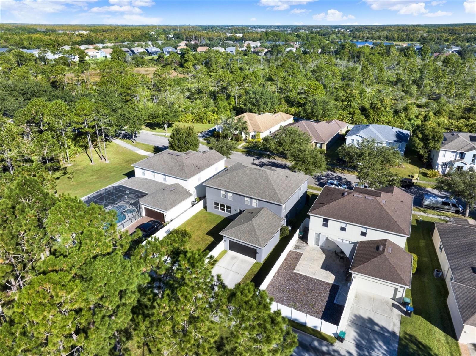 Listing photo id 39 for 14236 Golden Rain Tree Boulevard