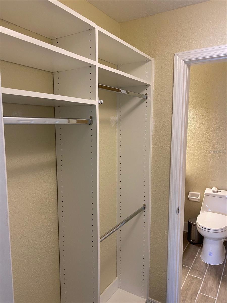 Image 25 of 39 For 1924 Conway Road 2