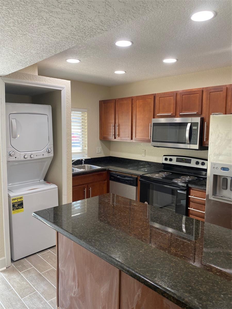 Image 5 of 22 For 1924 Conway Road 2