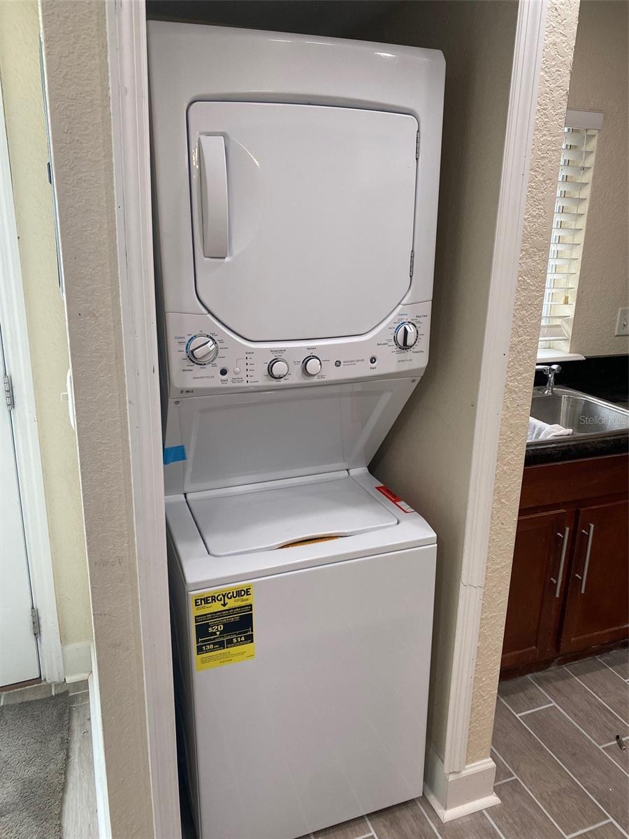 Image 6 of 22 For 1924 Conway Road 2