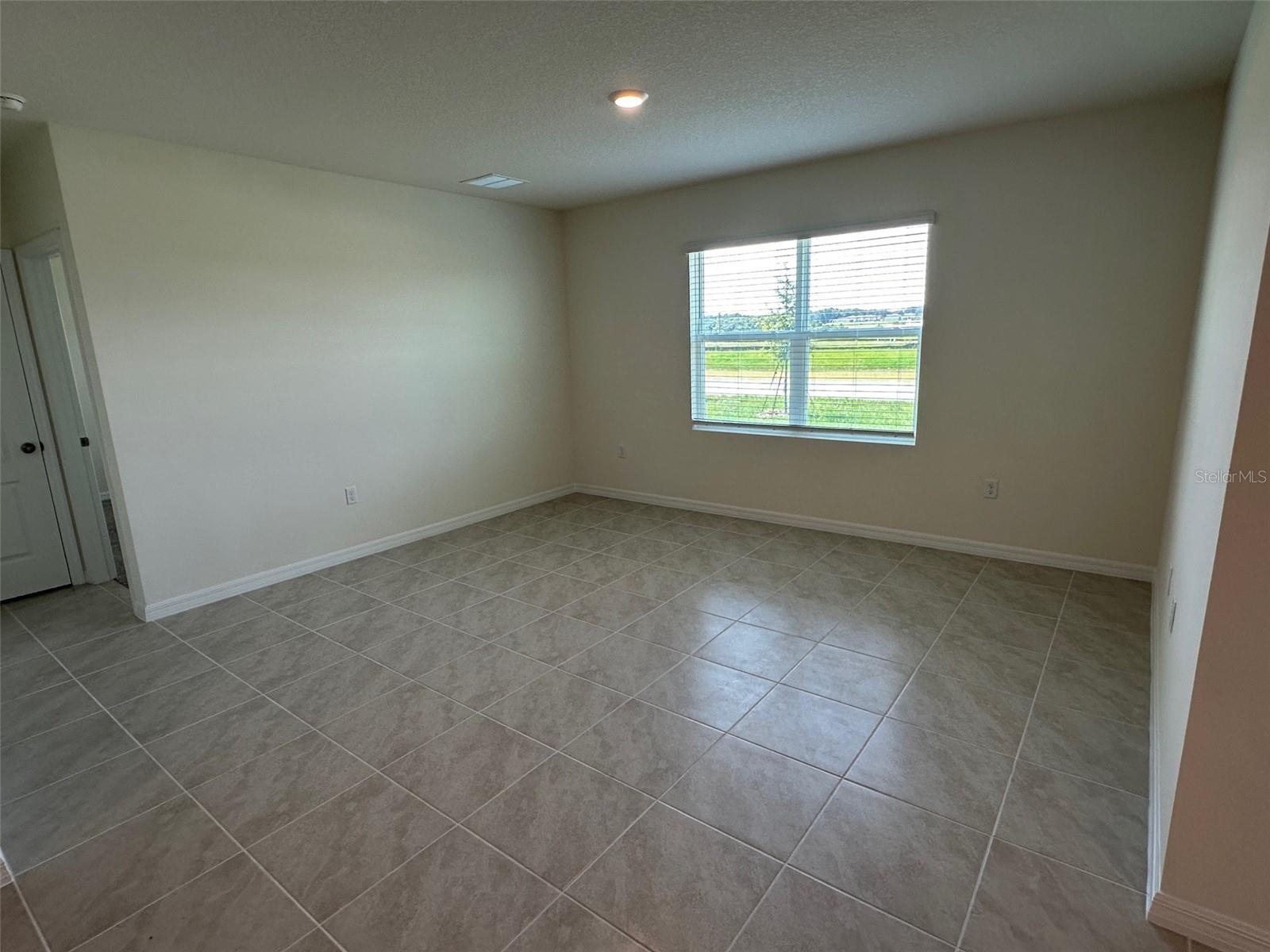 Image 6 of 22 For 1365 Calmito Lane