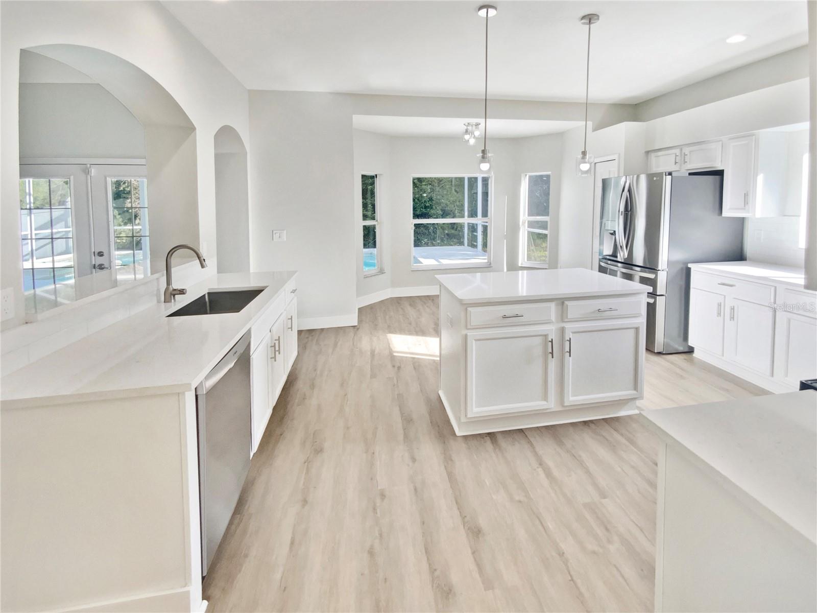 Image 12 of 58 For 19331 Sandy Springs Circle