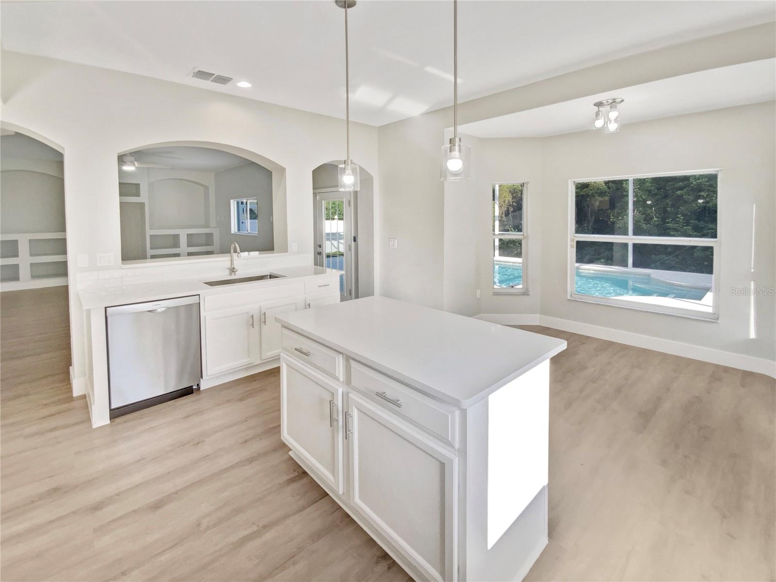 Image 13 of 58 For 19331 Sandy Springs Circle