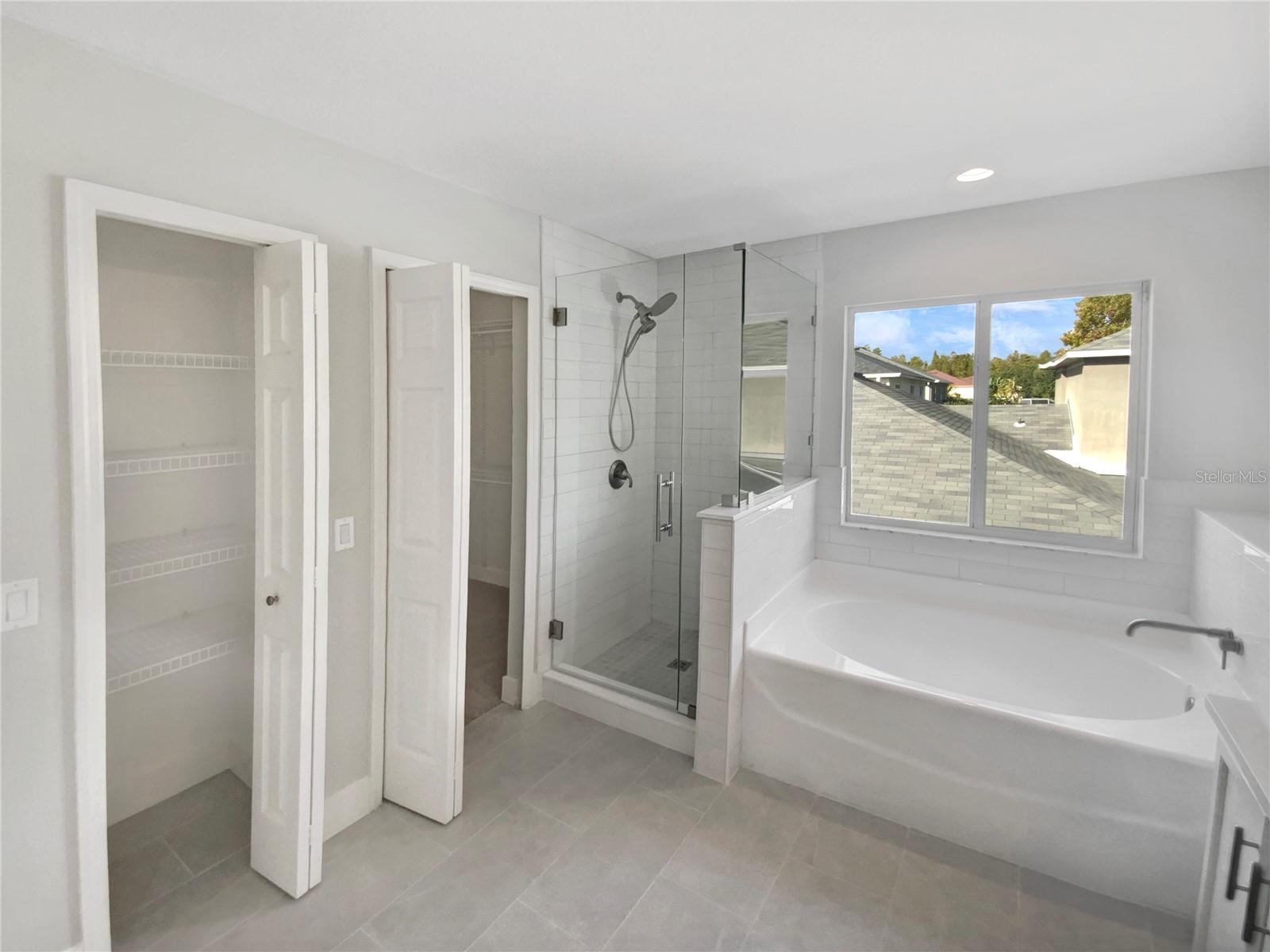 Image 35 of 58 For 19331 Sandy Springs Circle