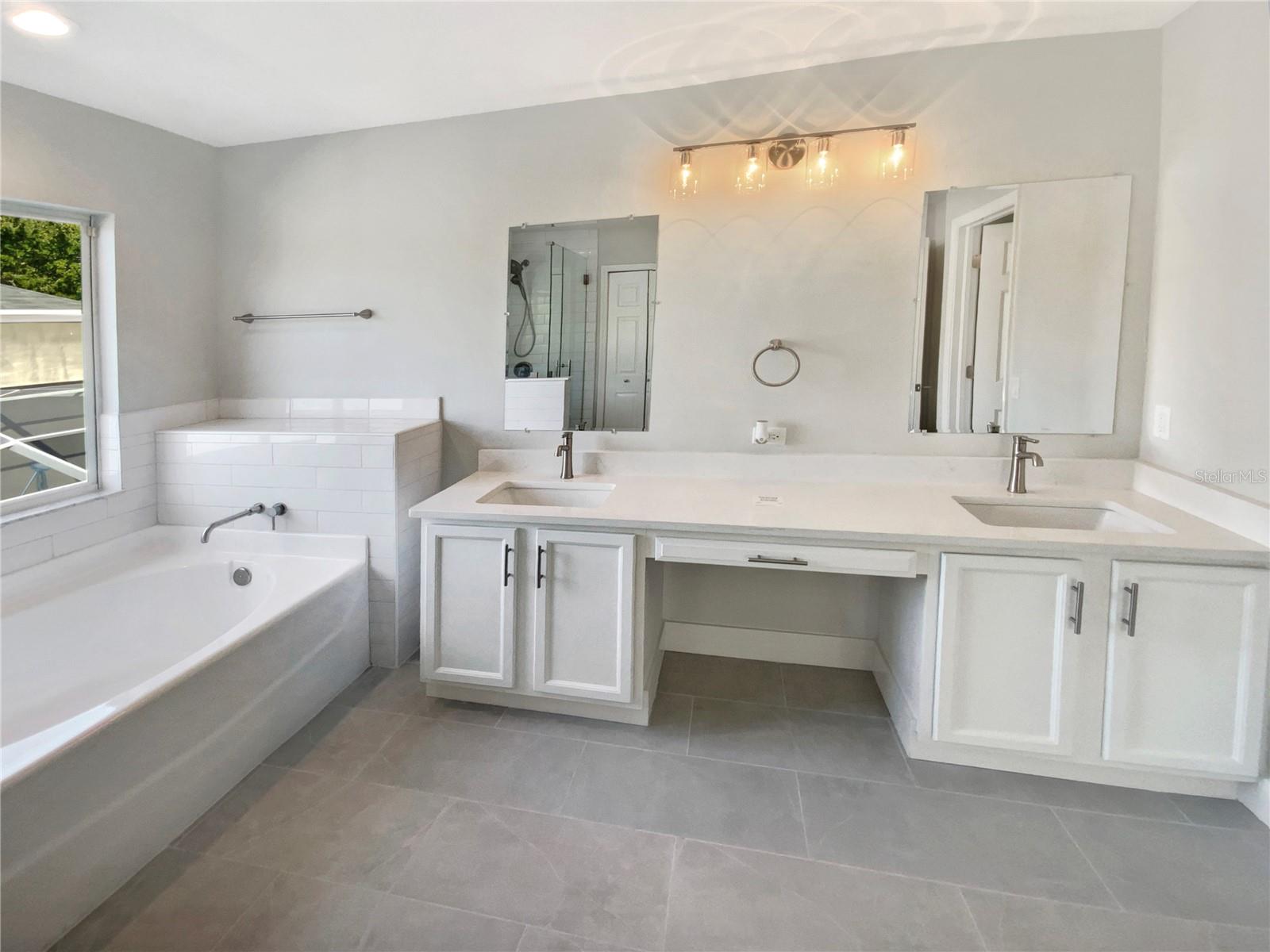 Image 36 of 58 For 19331 Sandy Springs Circle