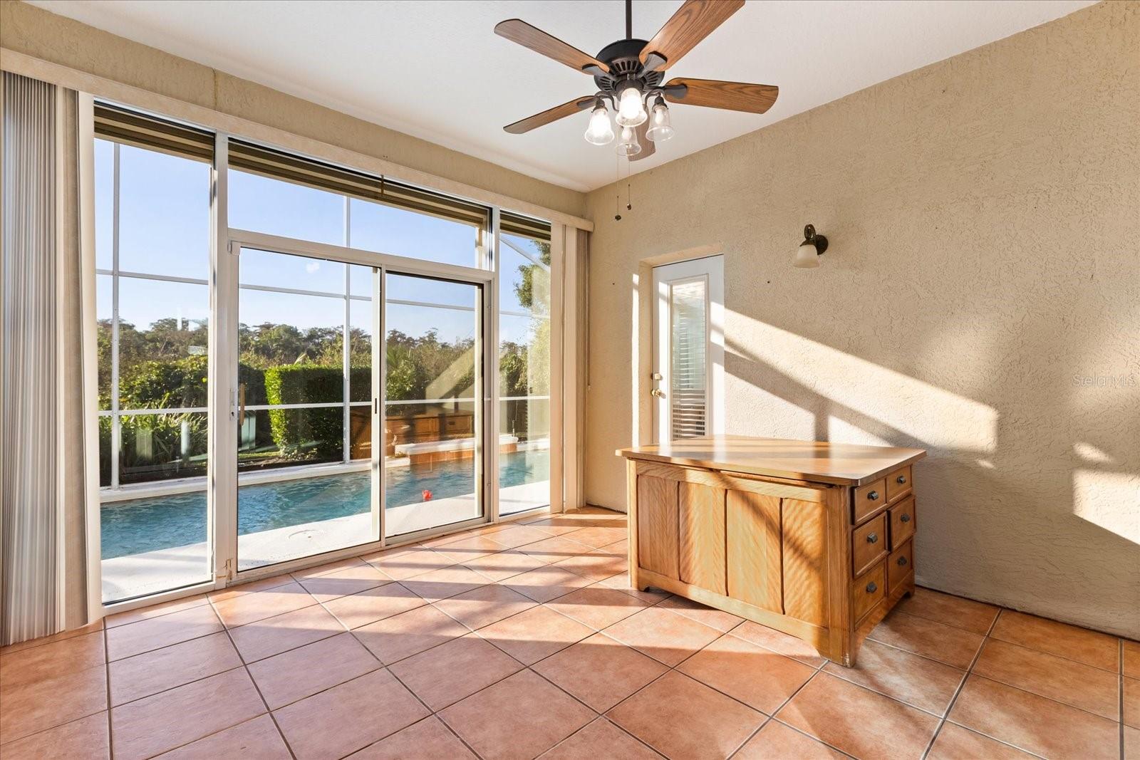 Image 18 of 20 For 962 Cherry Valley Way