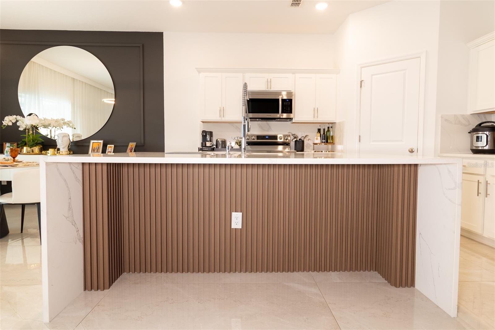 Image 10 of 48 For 35576 Eastbrook Ave