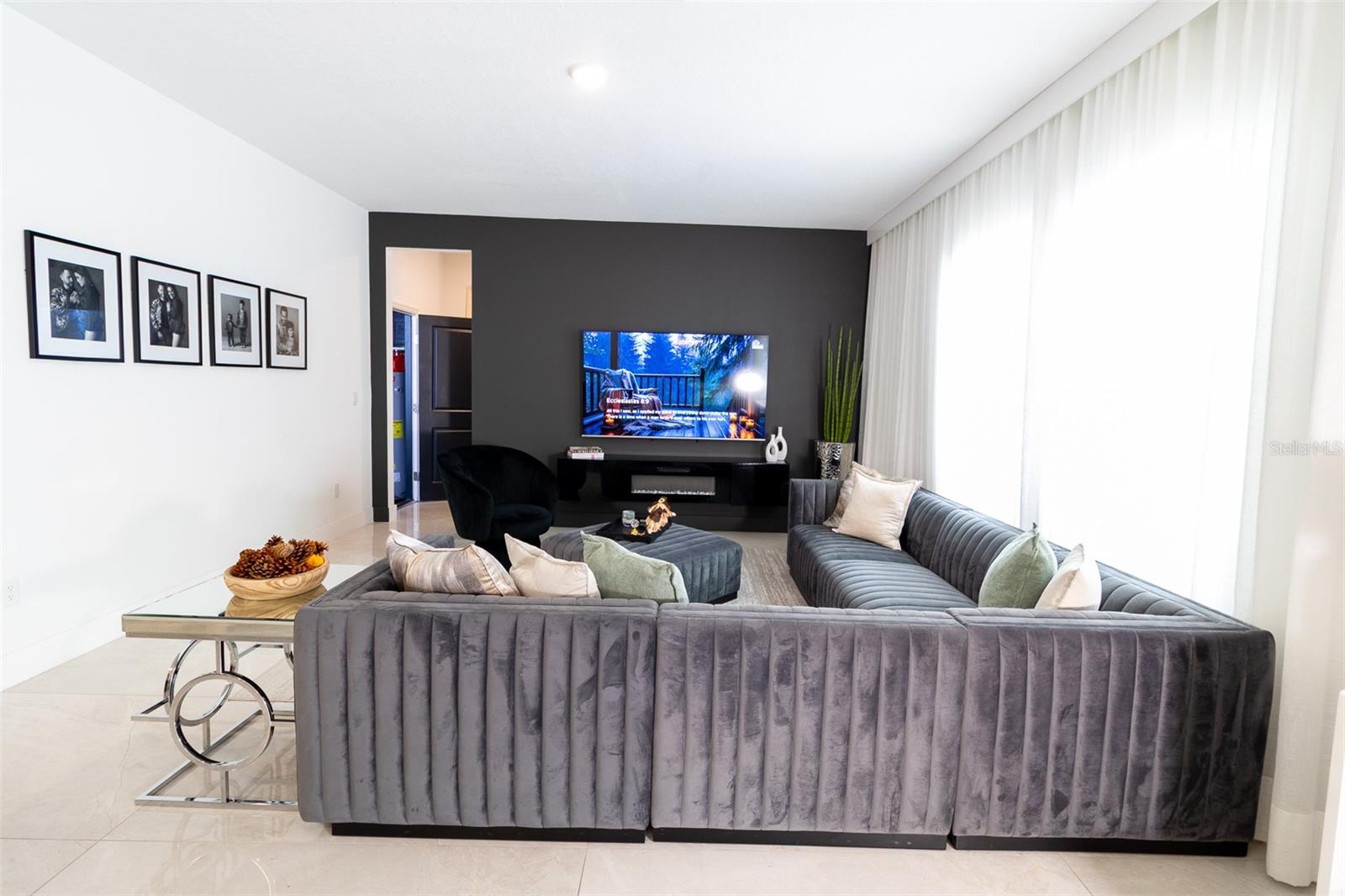 Image 13 of 48 For 35576 Eastbrook Ave