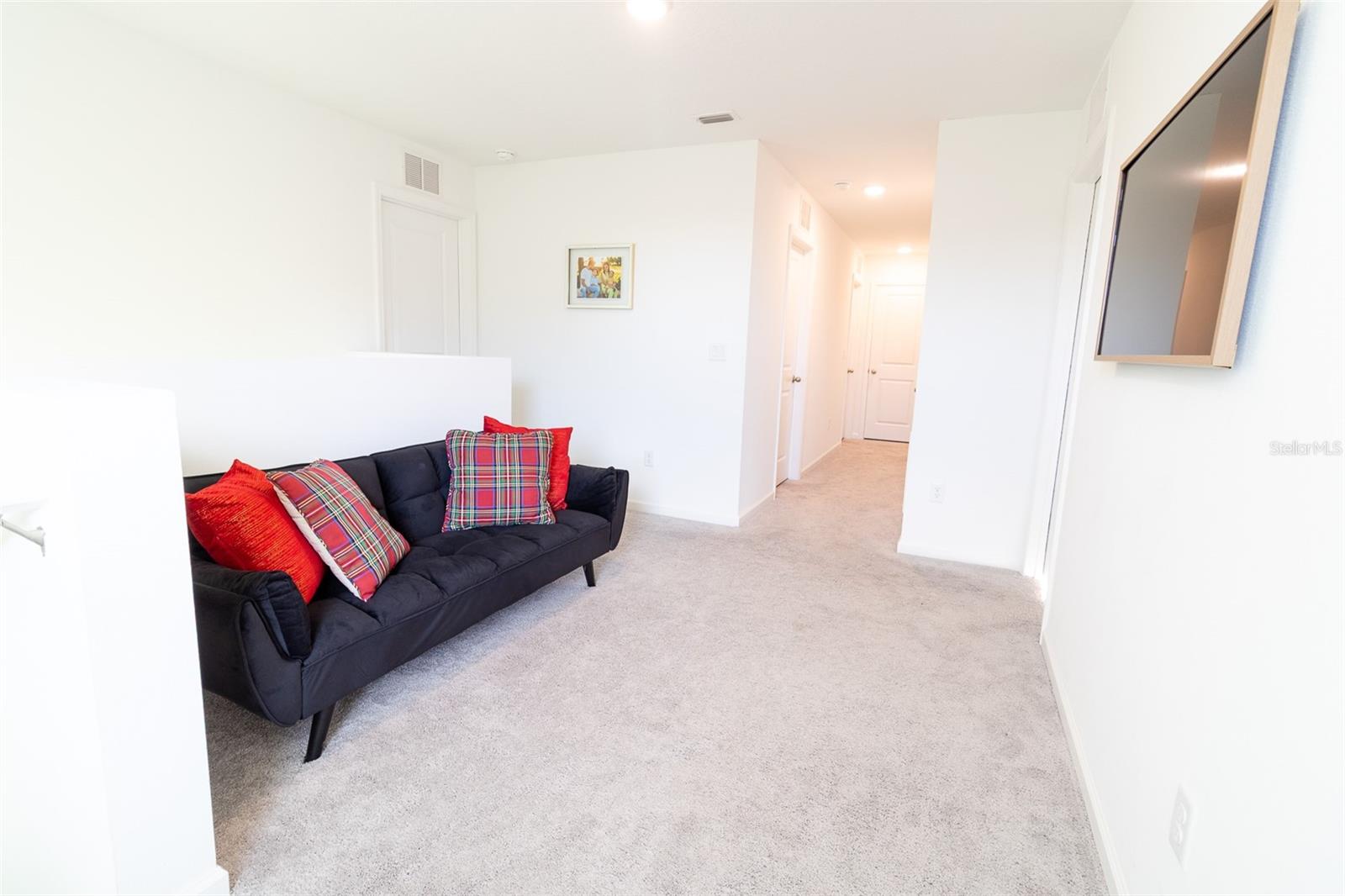 Image 20 of 48 For 35576 Eastbrook Ave