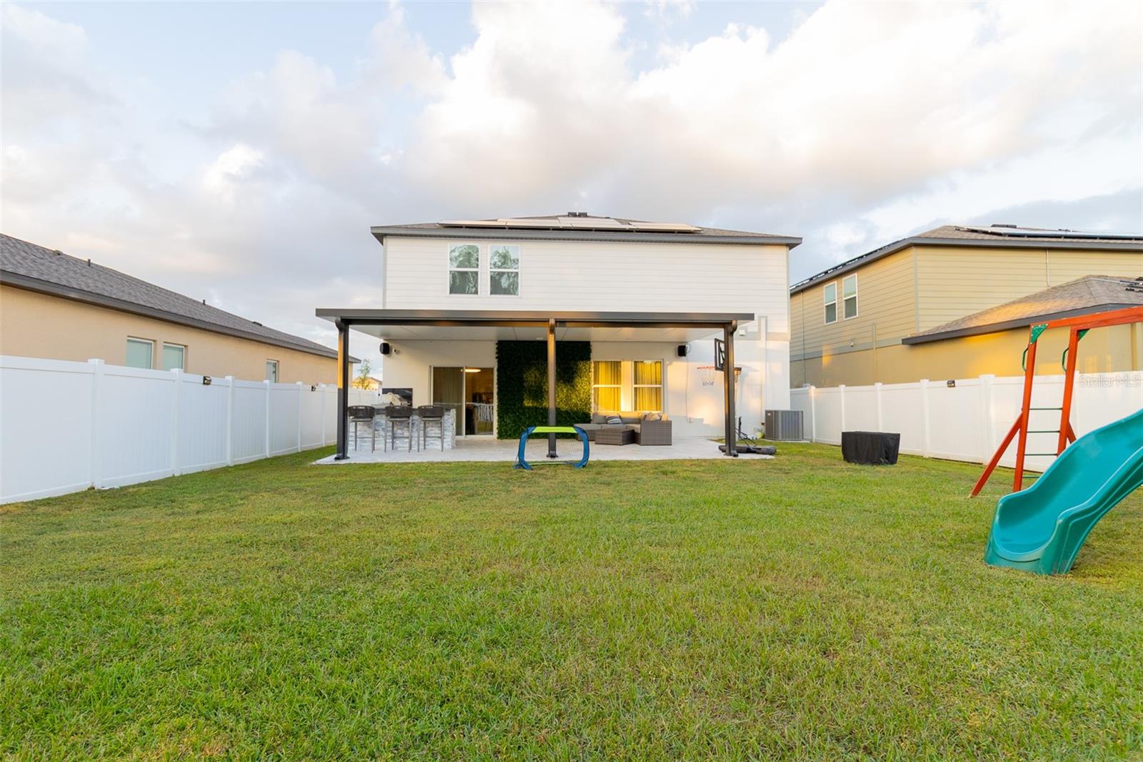 Image 37 of 48 For 35576 Eastbrook Ave