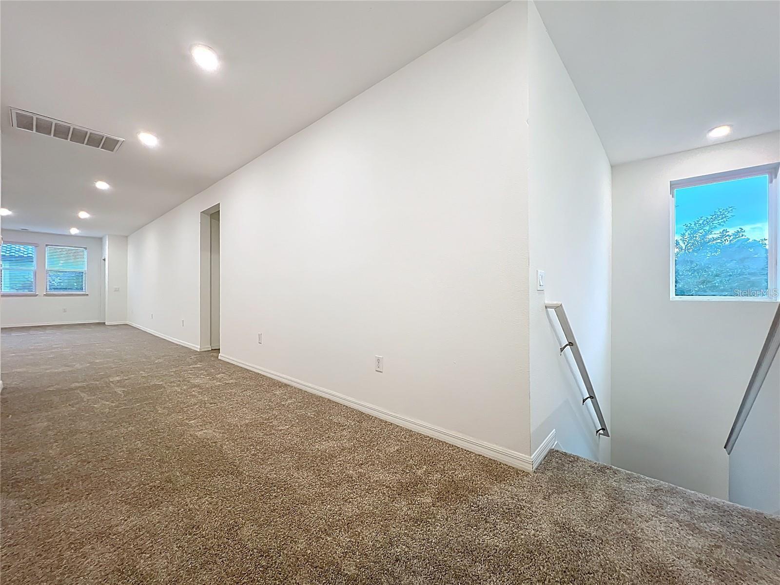 Image 23 of 42 For 12821 Westside Village Loop