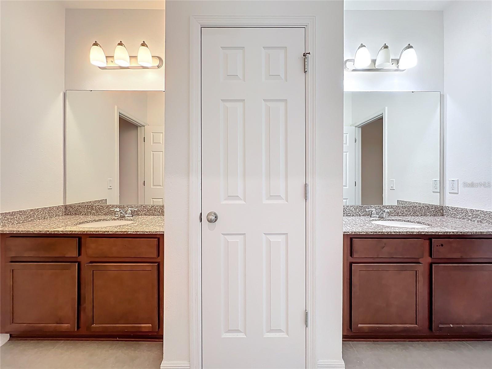 Image 29 of 42 For 12821 Westside Village Loop