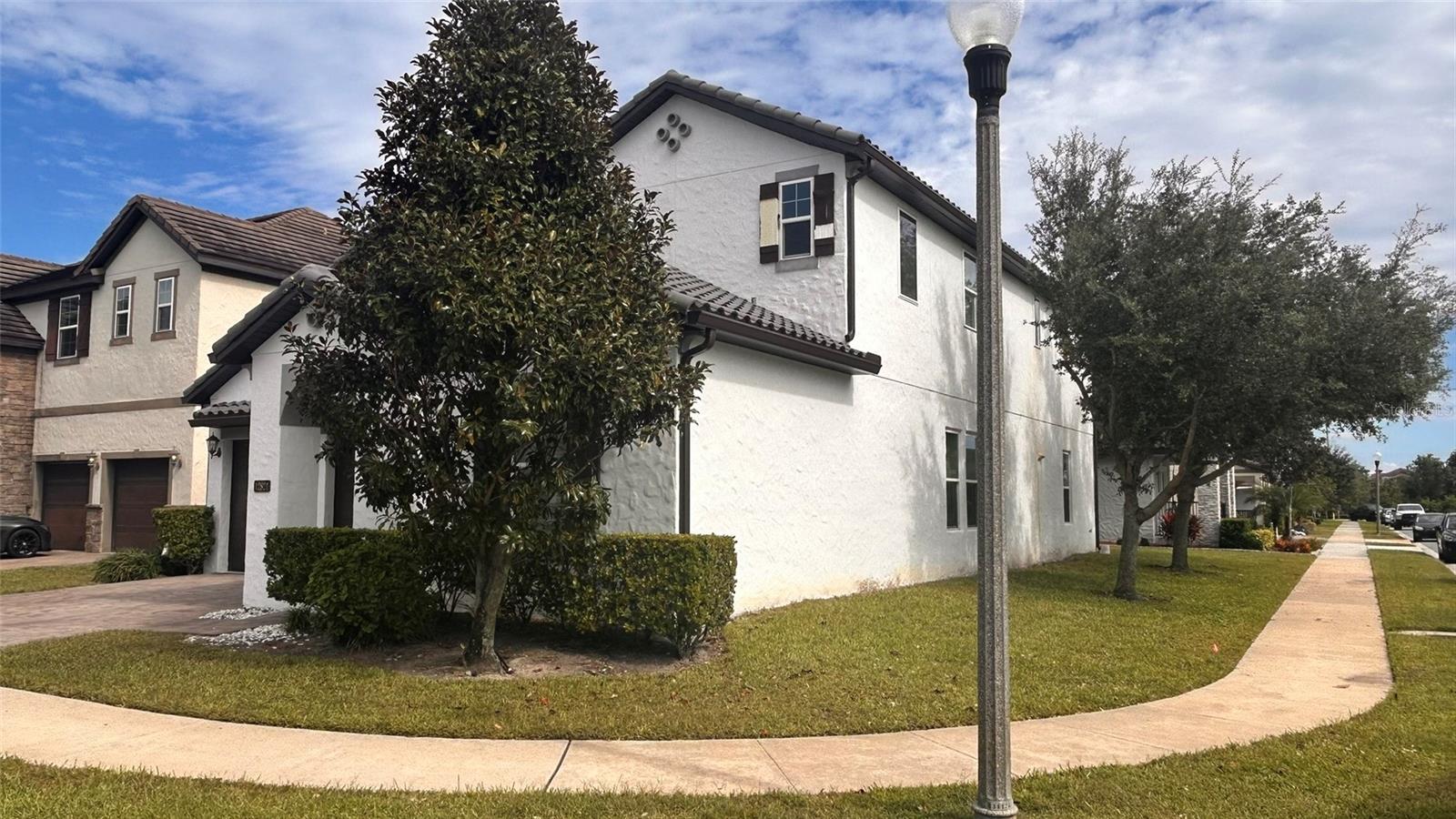 Image 4 of 42 For 12821 Westside Village Loop