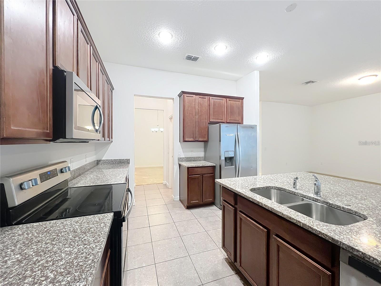 Image 9 of 42 For 12821 Westside Village Loop