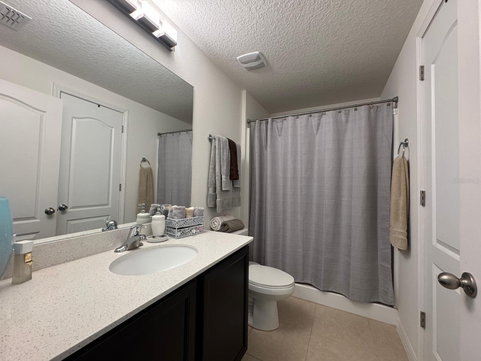 Image 20 of 27 For 1976 Piedmont Court