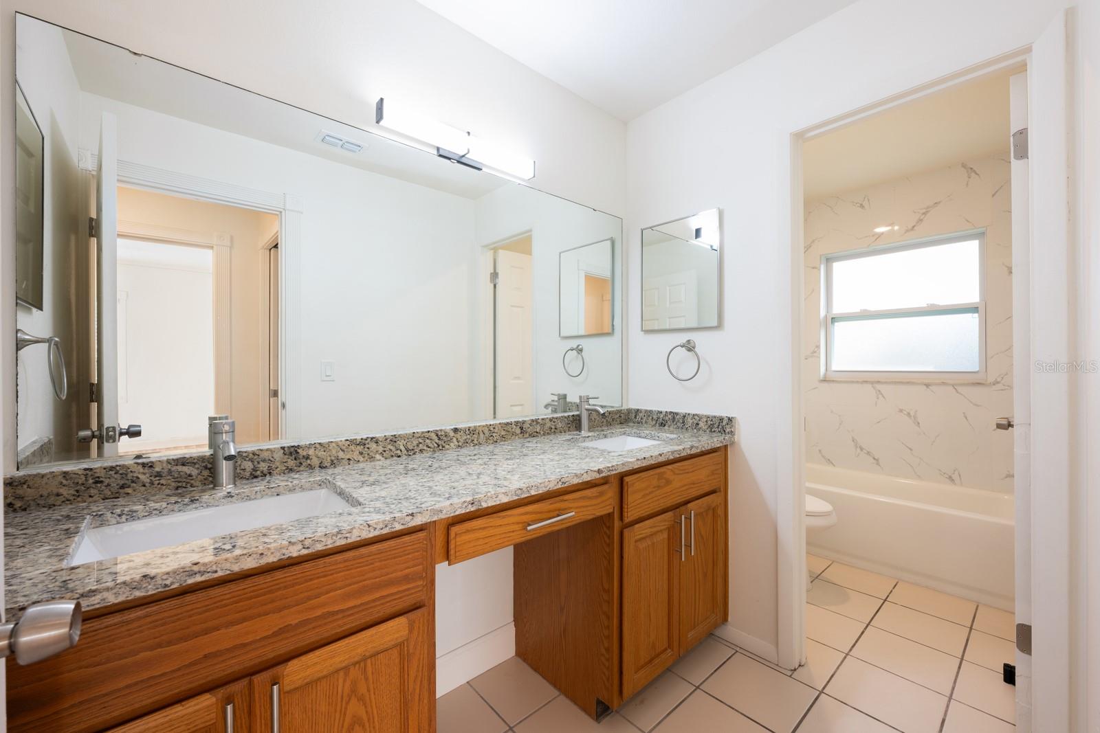 Image 21 of 47 For 1236 Russell Drive