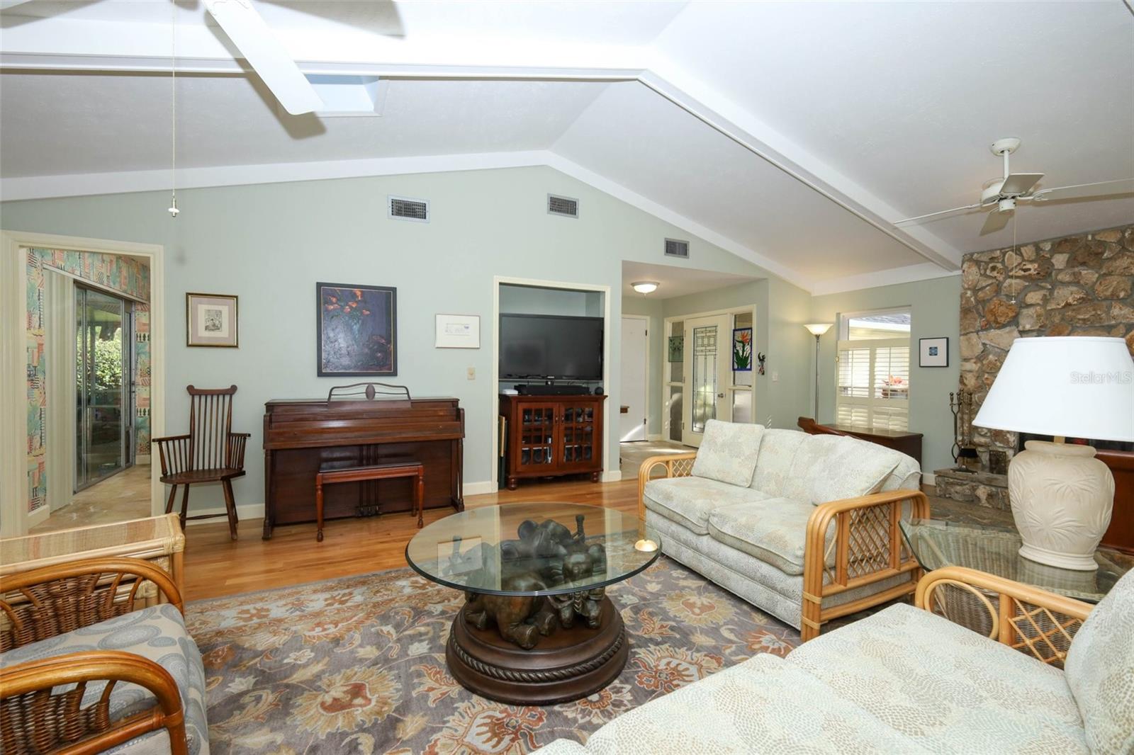 Image 3 of 58 For 141 Duncan Trail