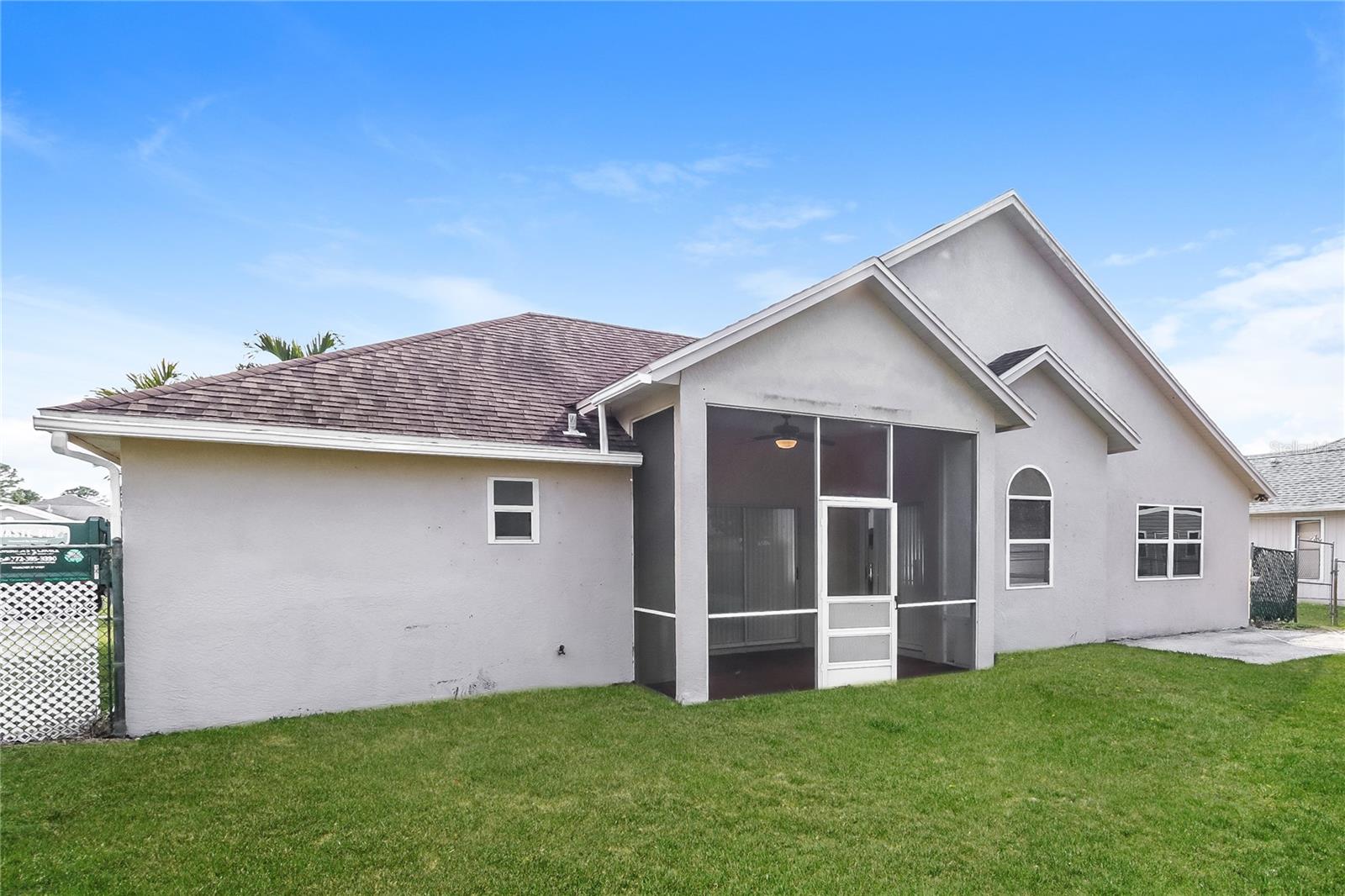 Image 14 of 16 For 4031 Claremont Drive