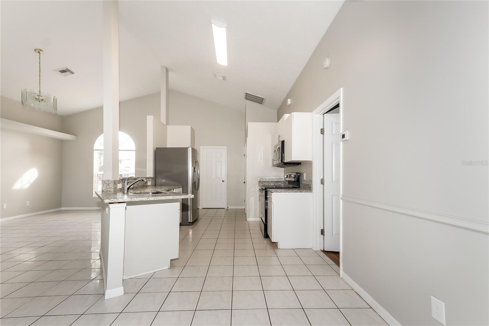 Image 6 of 16 For 4031 Claremont Drive