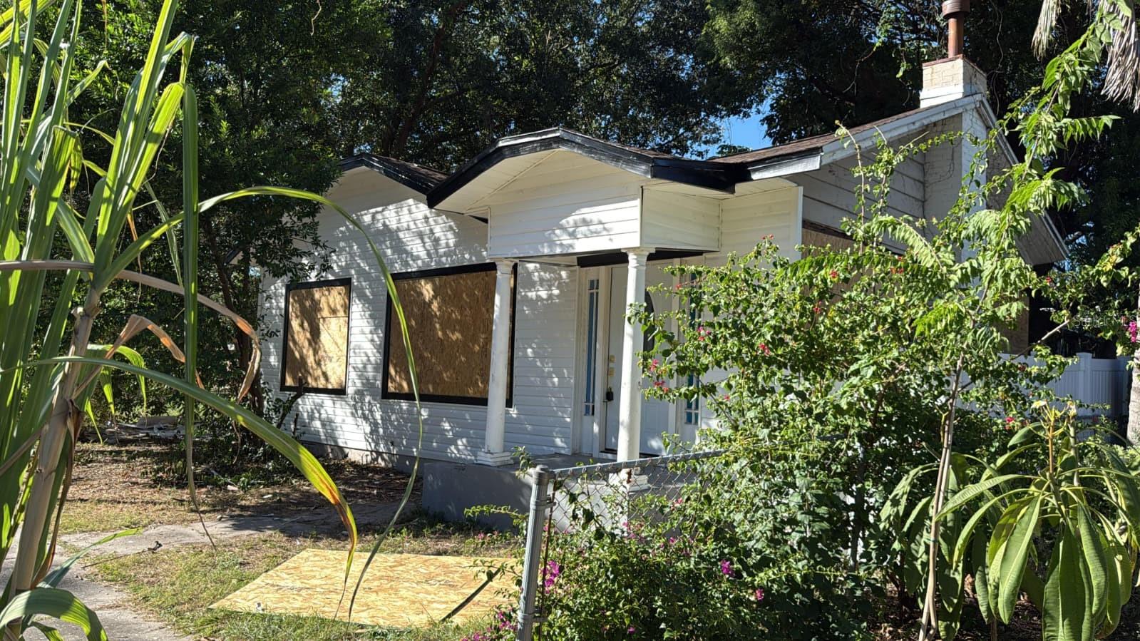 Image 3 of 34 For 1311 11th Avenue S