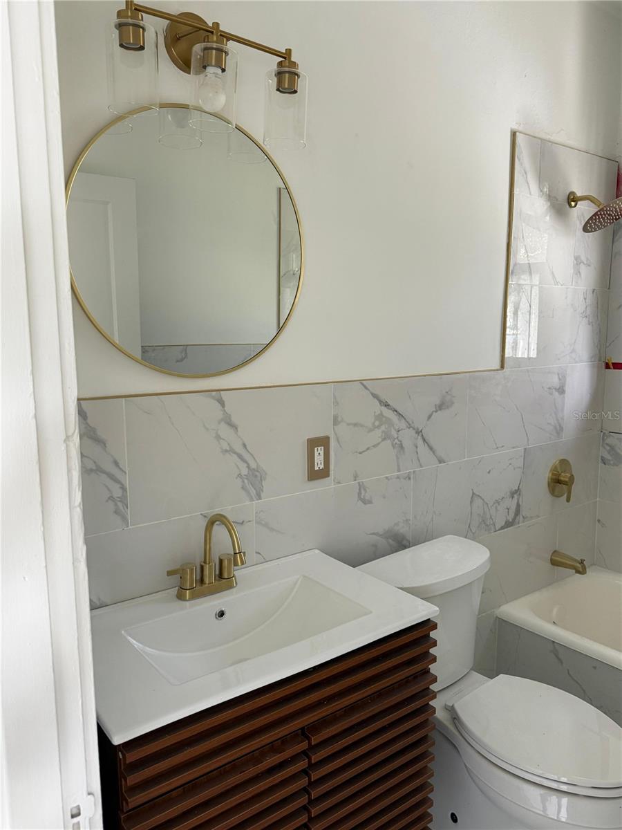 Image 9 of 34 For 1311 11th Avenue S