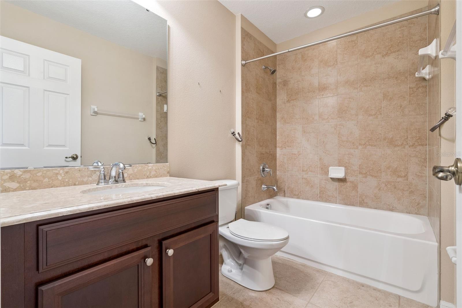 Image 21 of 36 For 5534 Siracusa Lane