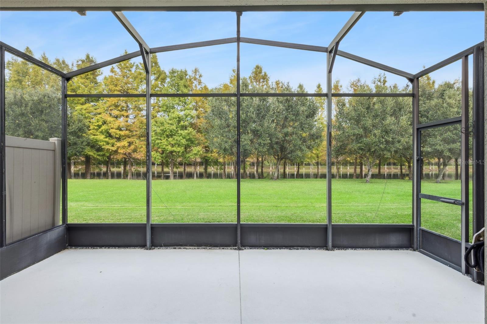 Image 25 of 36 For 5534 Siracusa Lane