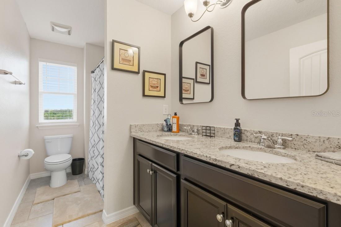 Image 23 of 47 For 1493 Reflection Cove