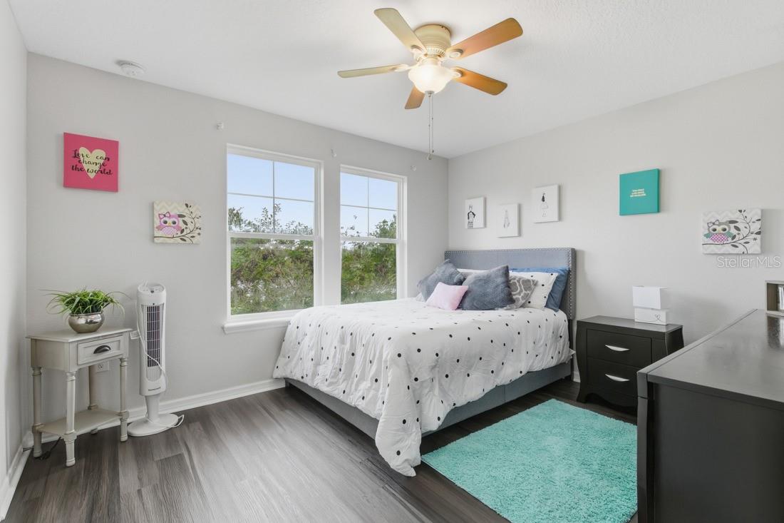 Image 24 of 47 For 1493 Reflection Cove