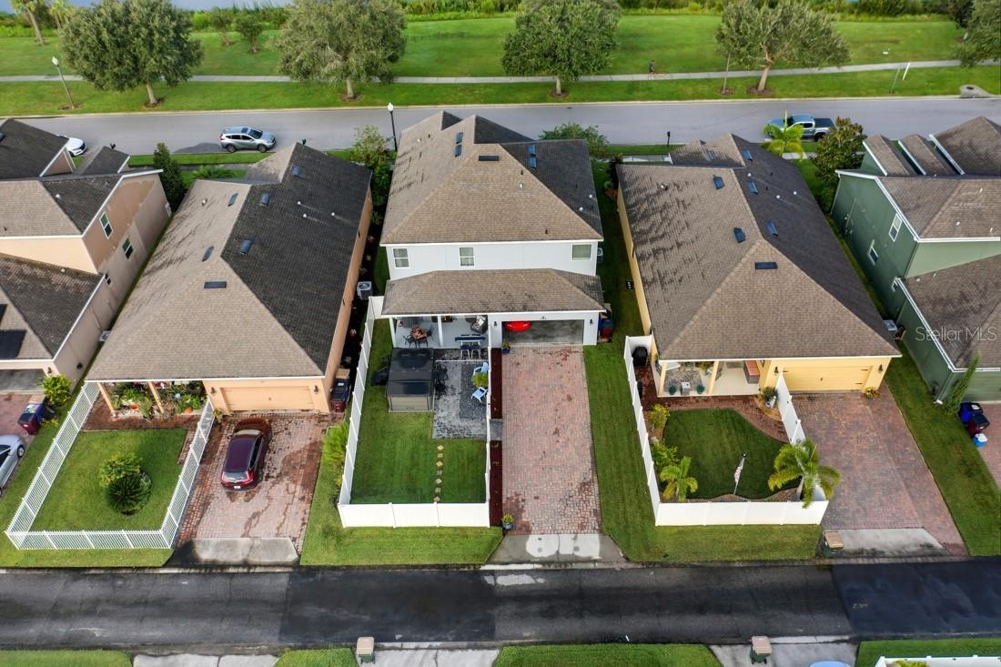 Image 39 of 47 For 1493 Reflection Cove