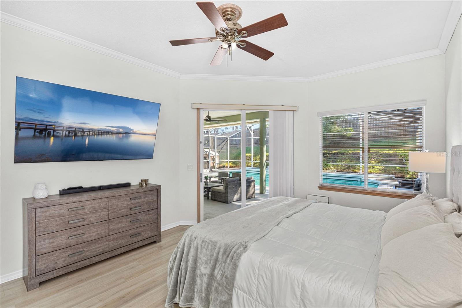 Image 15 of 34 For 8449 Island Palm Circle