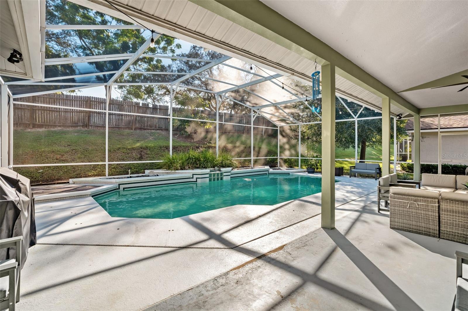 Image 23 of 34 For 8449 Island Palm Circle