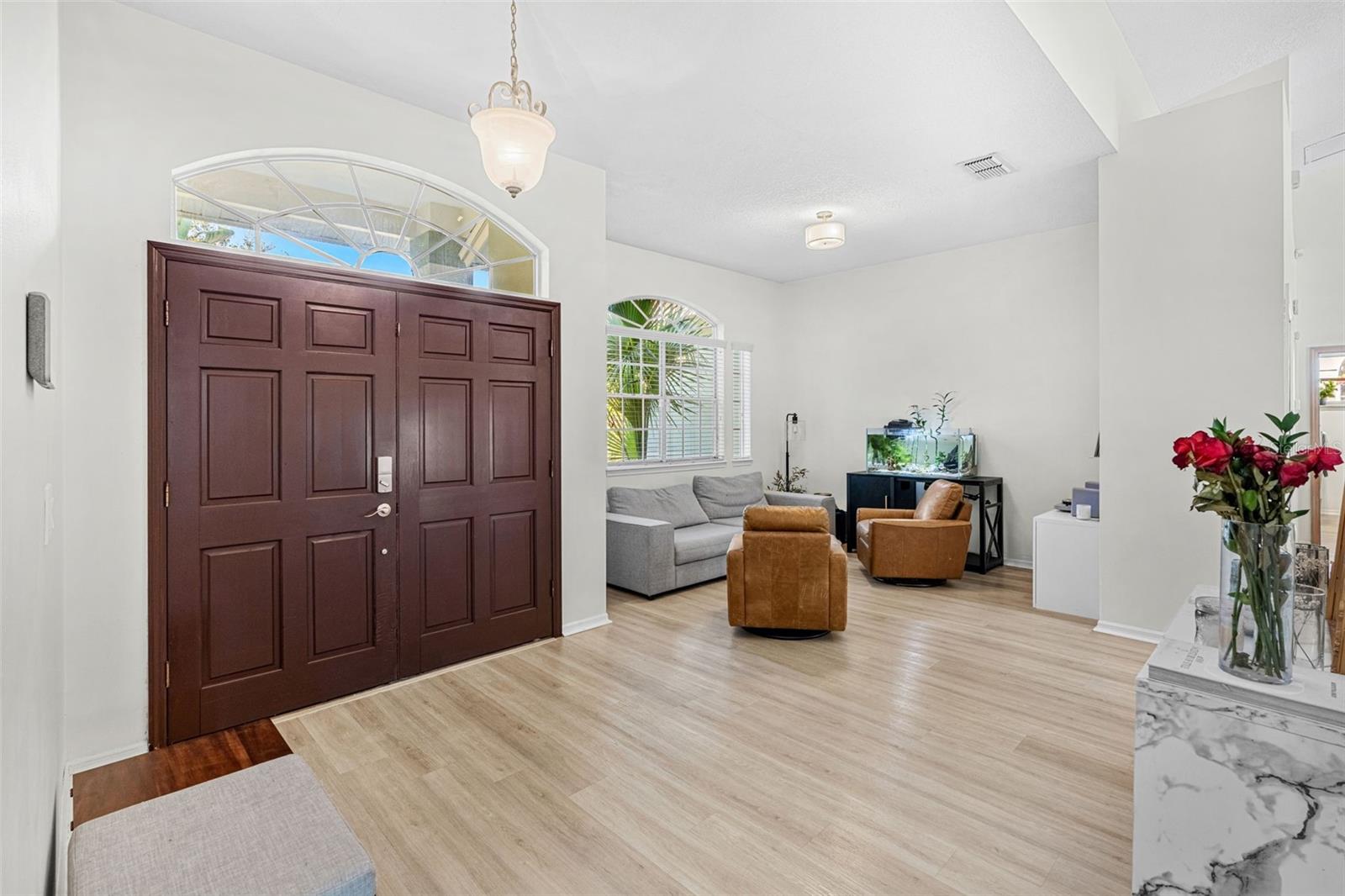 Image 6 of 34 For 8449 Island Palm Circle