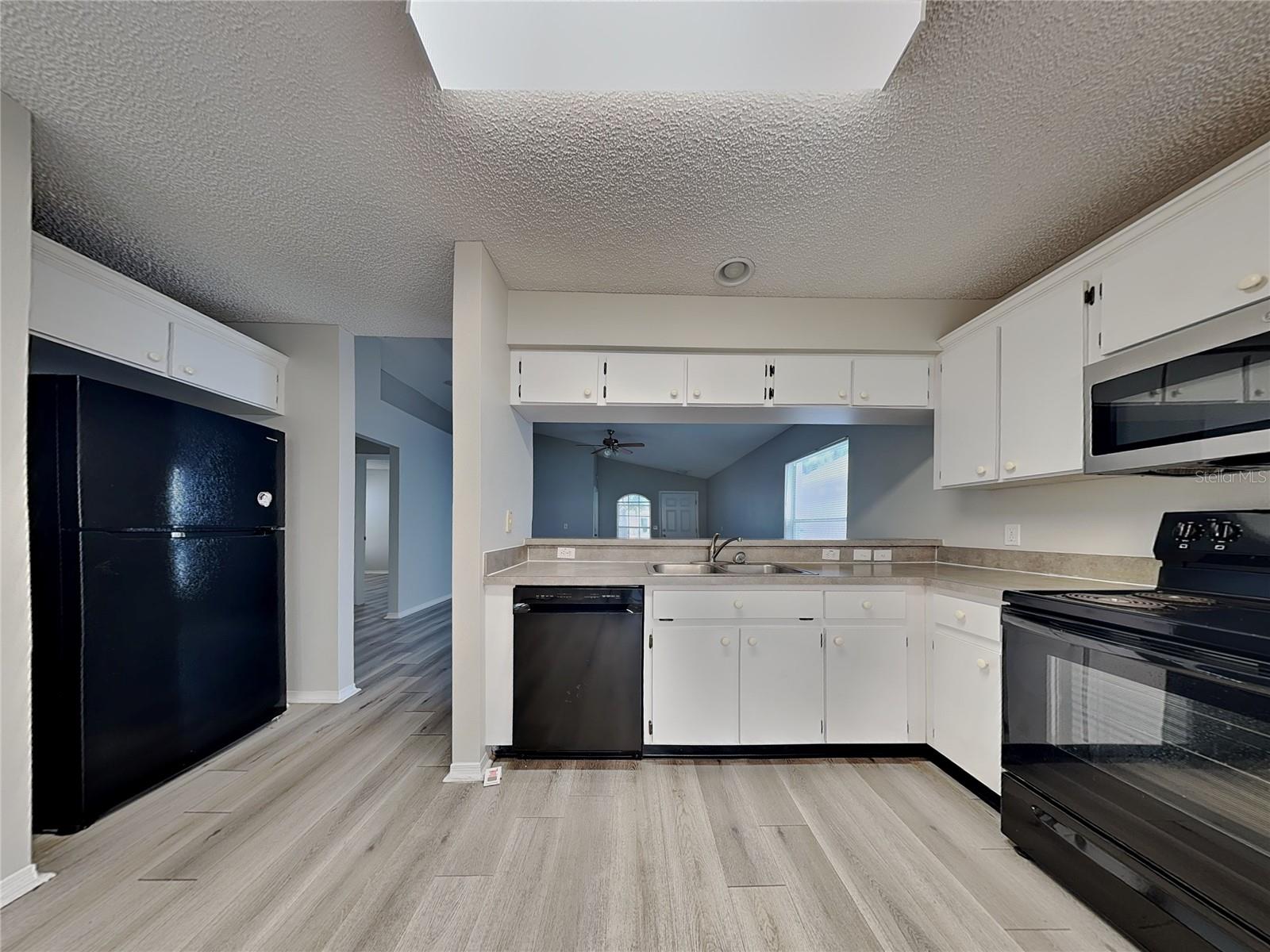 Image 2 of 15 For 8904 Bridgeford Oaks Drive