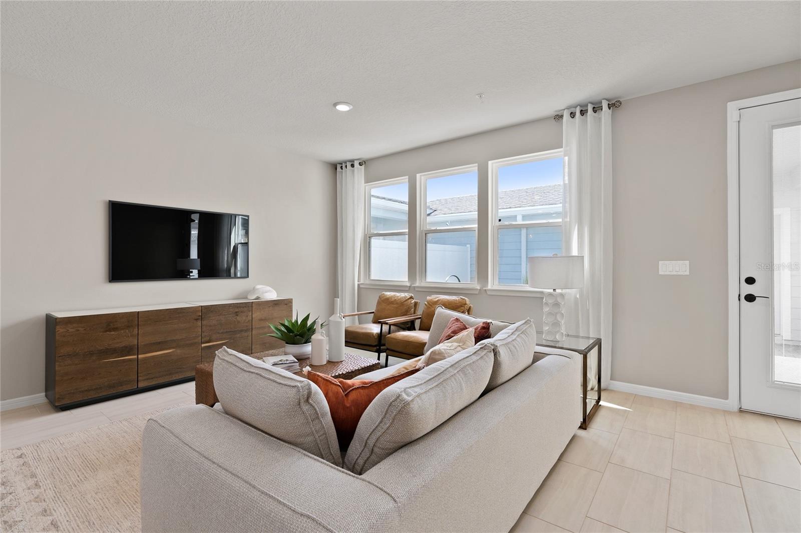 Image 14 of 29 For 4608 Orchard View Alley