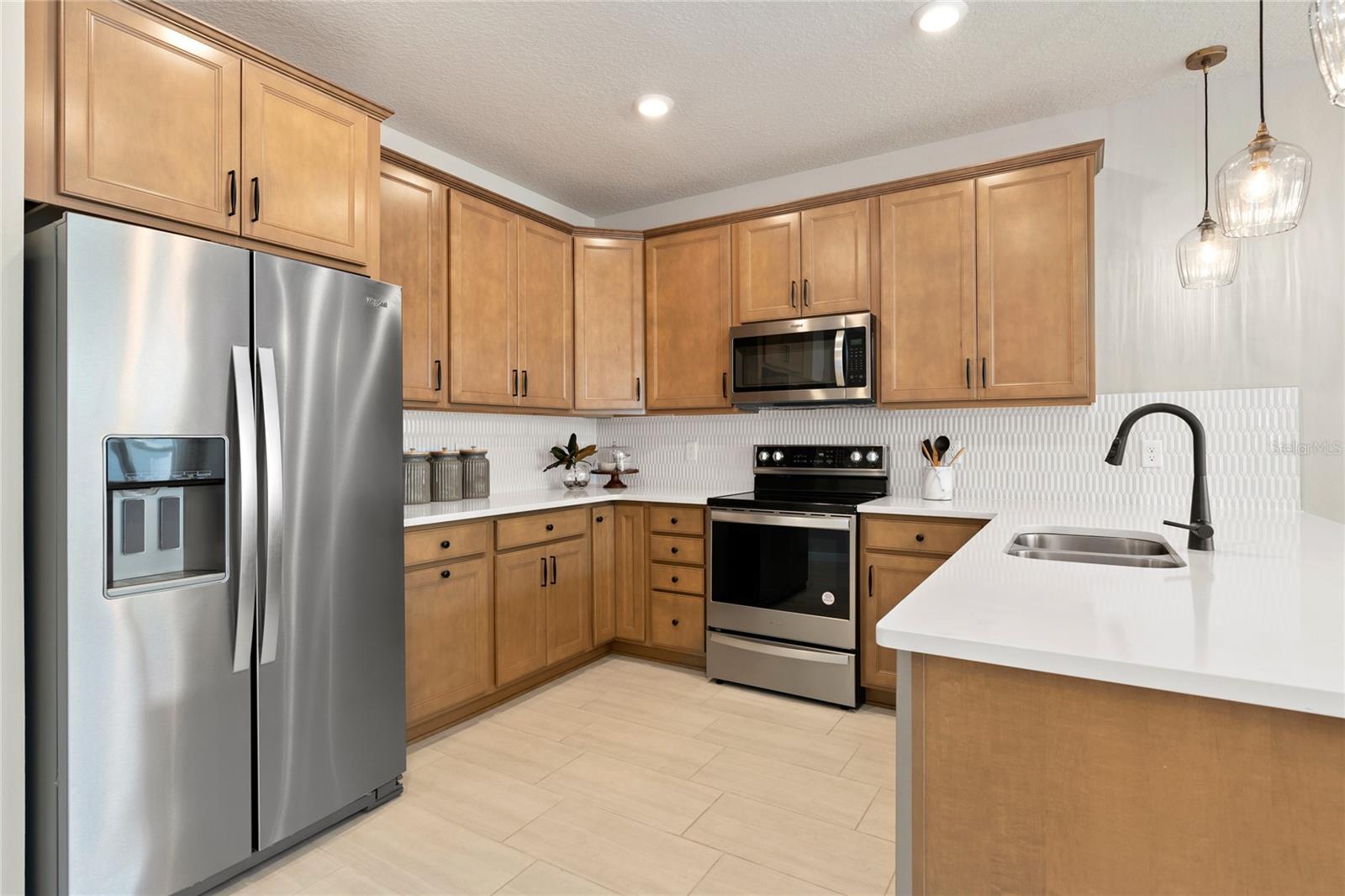 Image 4 of 29 For 4608 Orchard View Alley