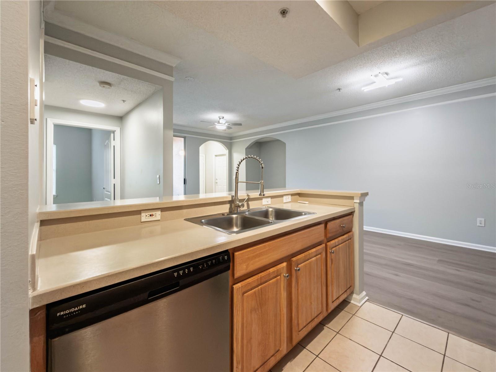 Image 10 of 24 For 12203 Wild Iris Way 108