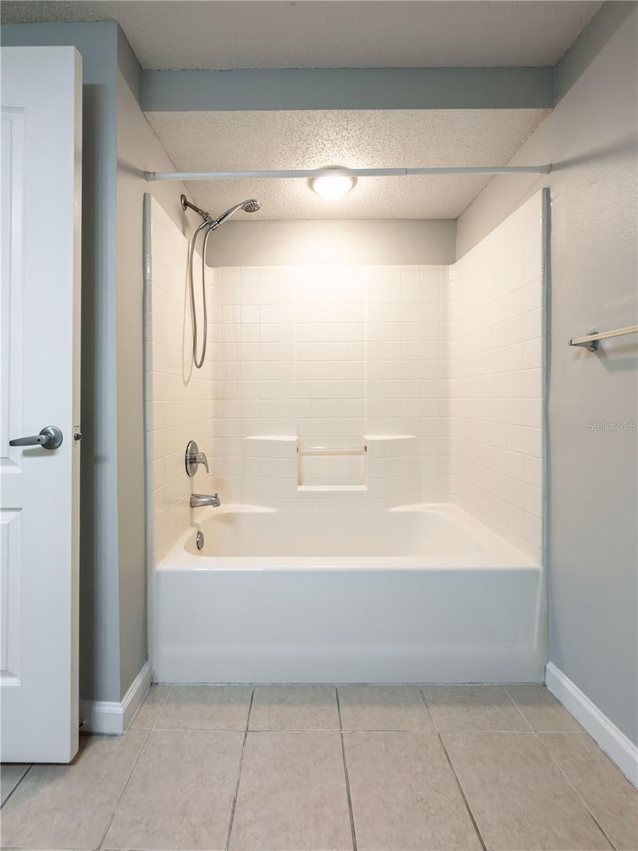 Image 14 of 24 For 12203 Wild Iris Way 108