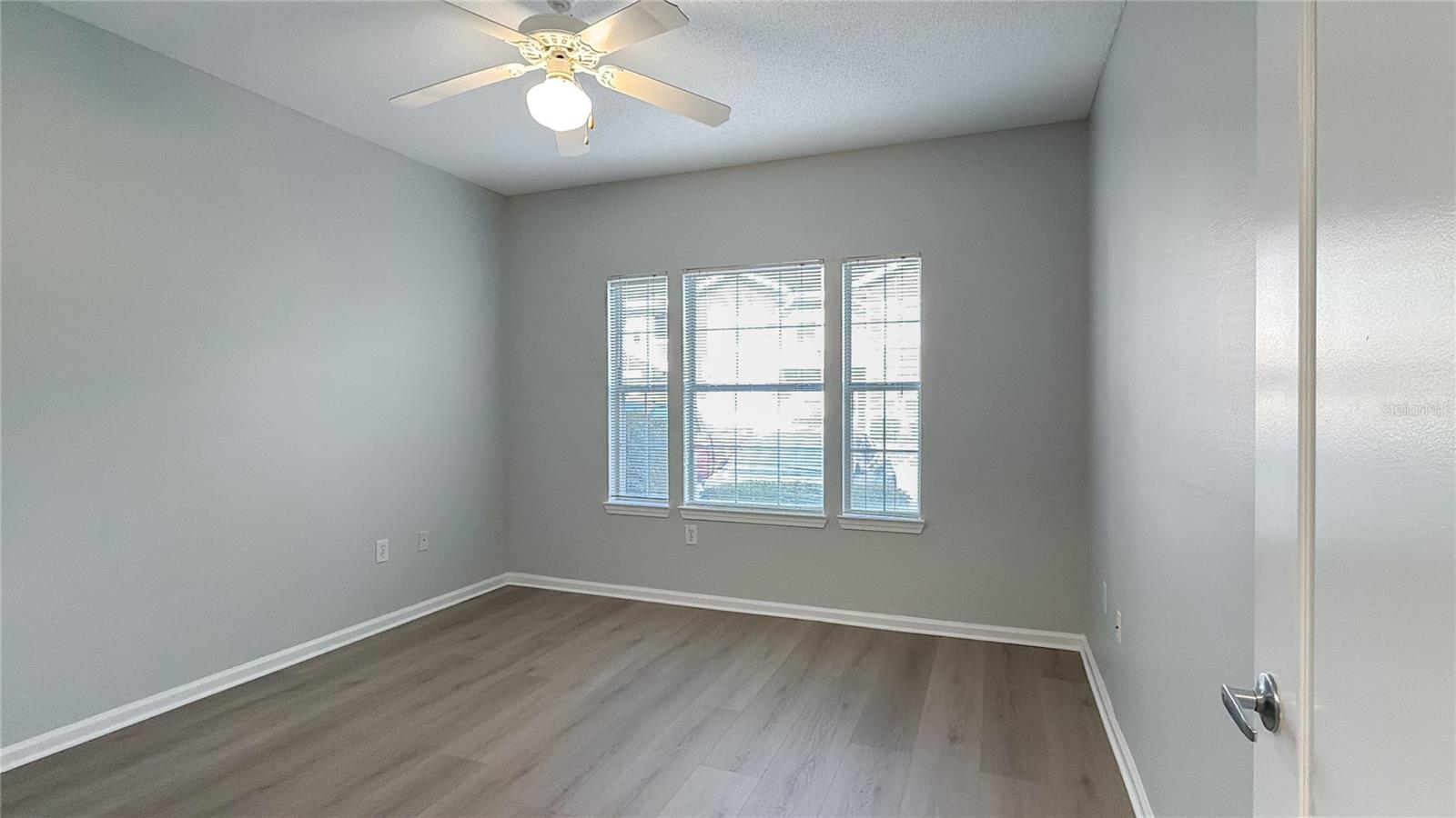 Image 17 of 24 For 12203 Wild Iris Way 108