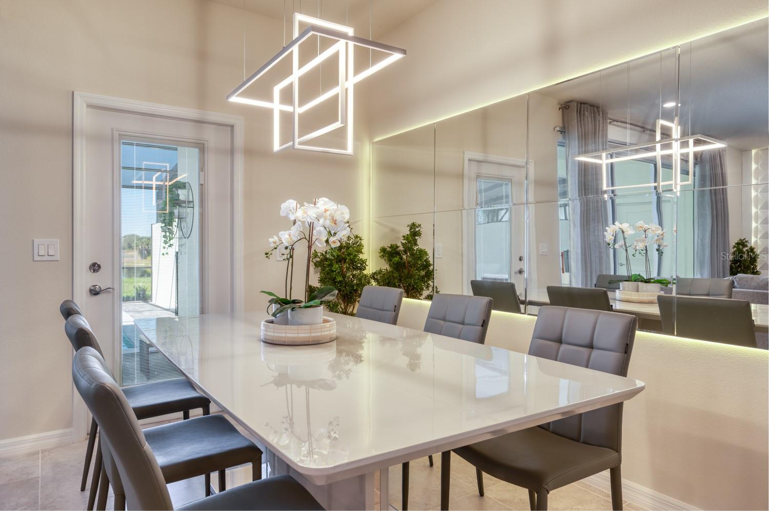 Image 11 of 57 For 7561 Oak Spring Ln