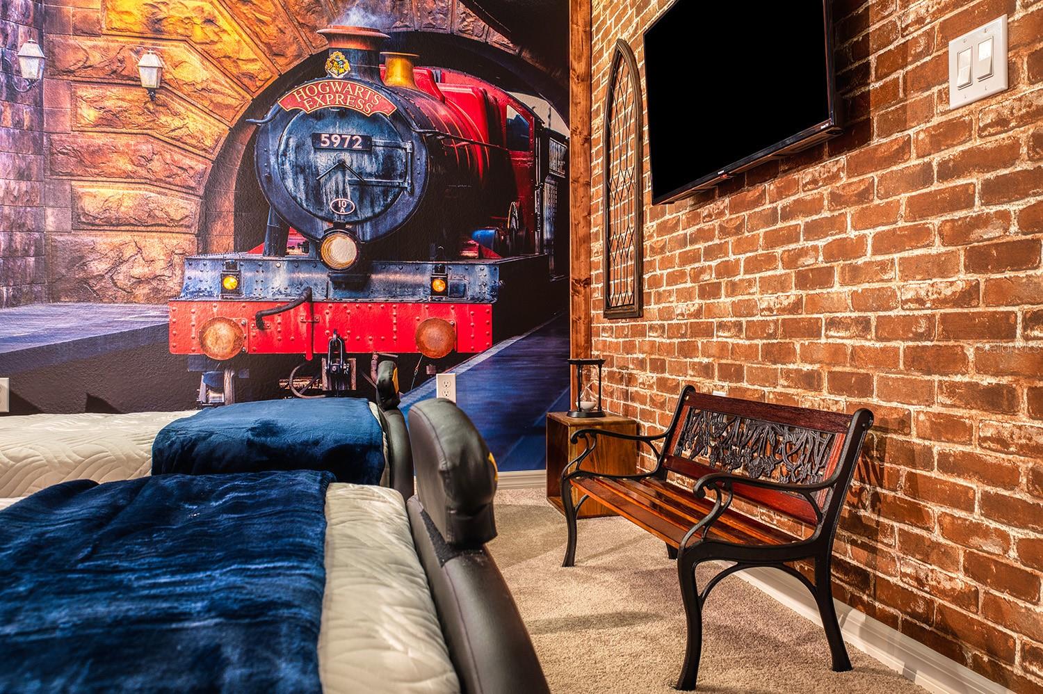 Image 38 of 57 For 7561 Oak Spring Ln