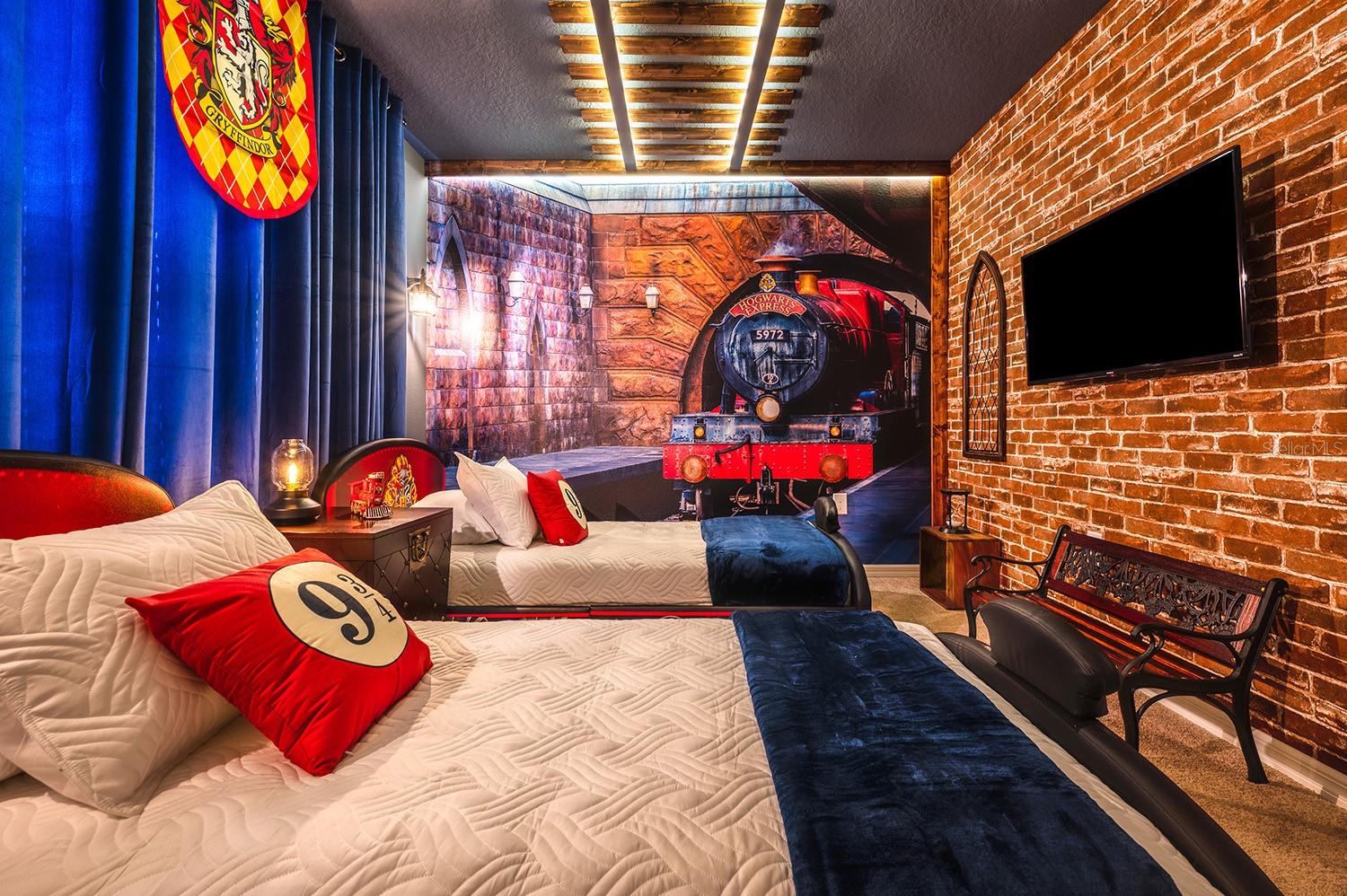 Image 39 of 57 For 7561 Oak Spring Ln