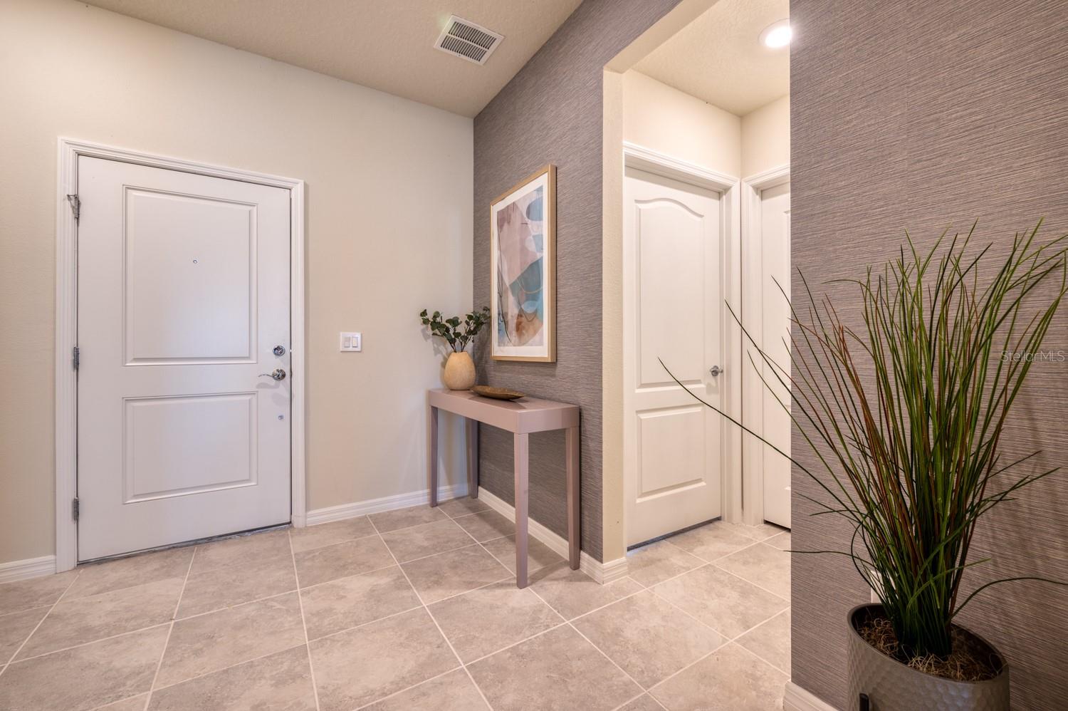 Image 4 of 57 For 7561 Oak Spring Ln