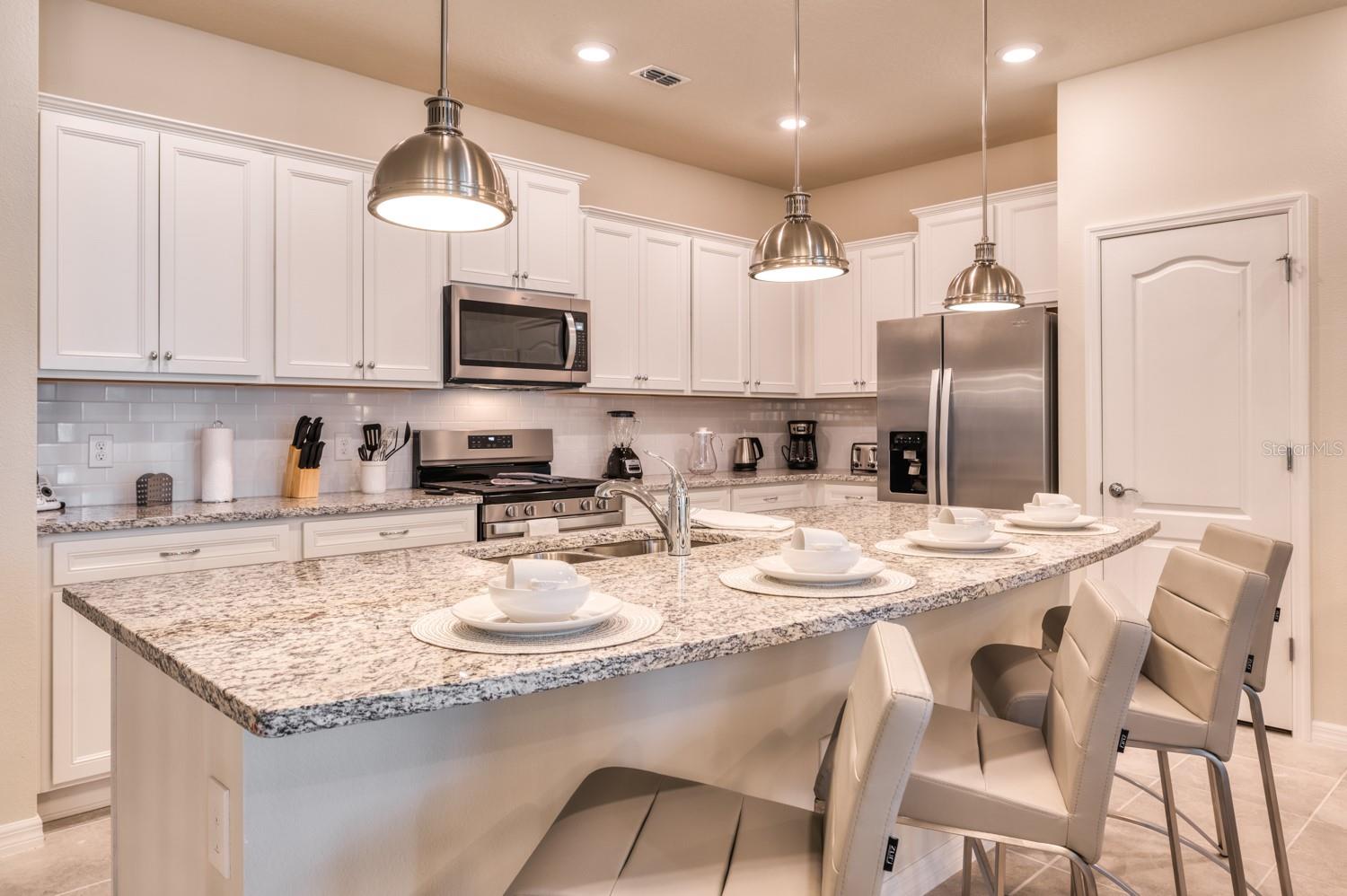 Image 8 of 57 For 7561 Oak Spring Ln