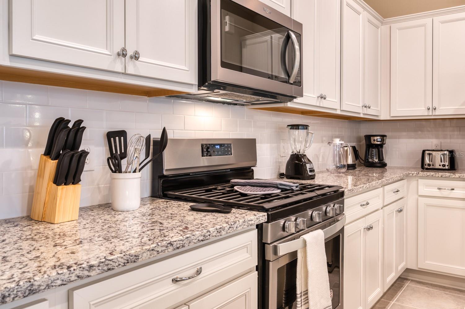 Image 9 of 57 For 7561 Oak Spring Ln