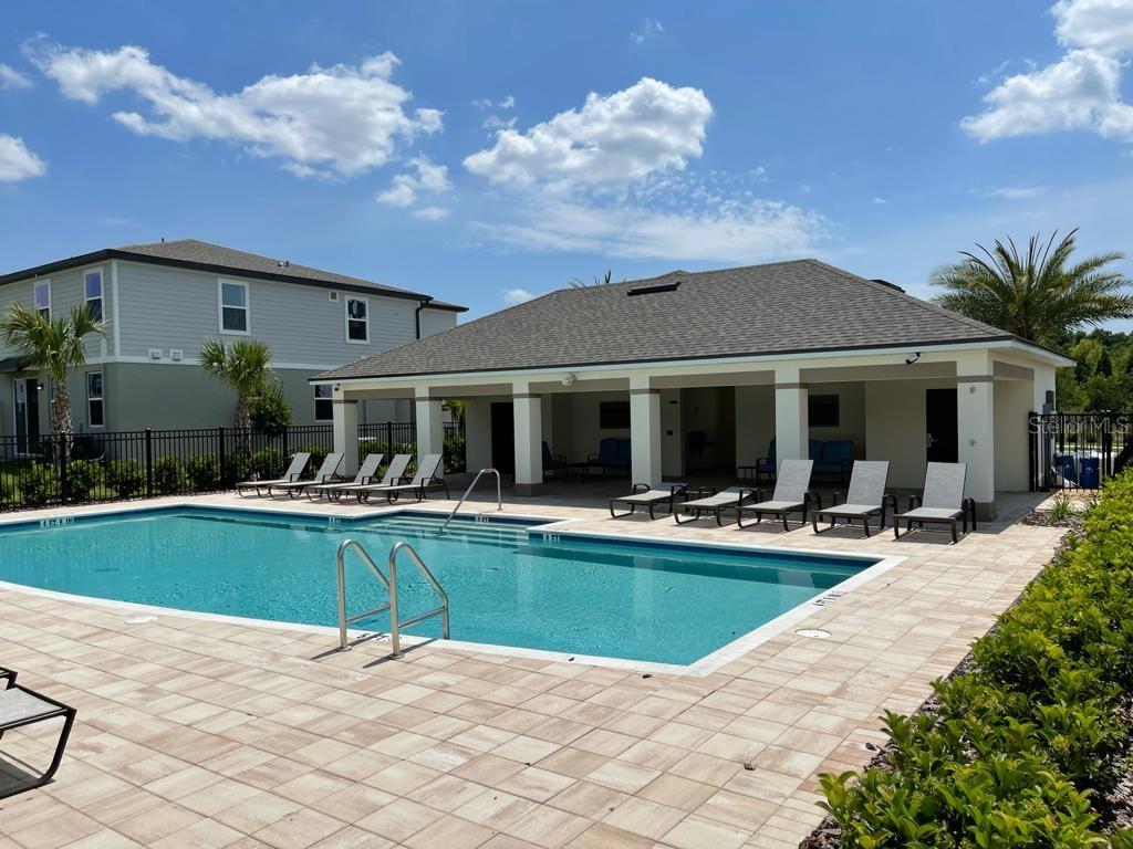 Image 50 of 60 For 975 Robin Holly Street