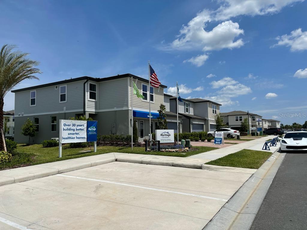 Image 56 of 60 For 975 Robin Holly Street