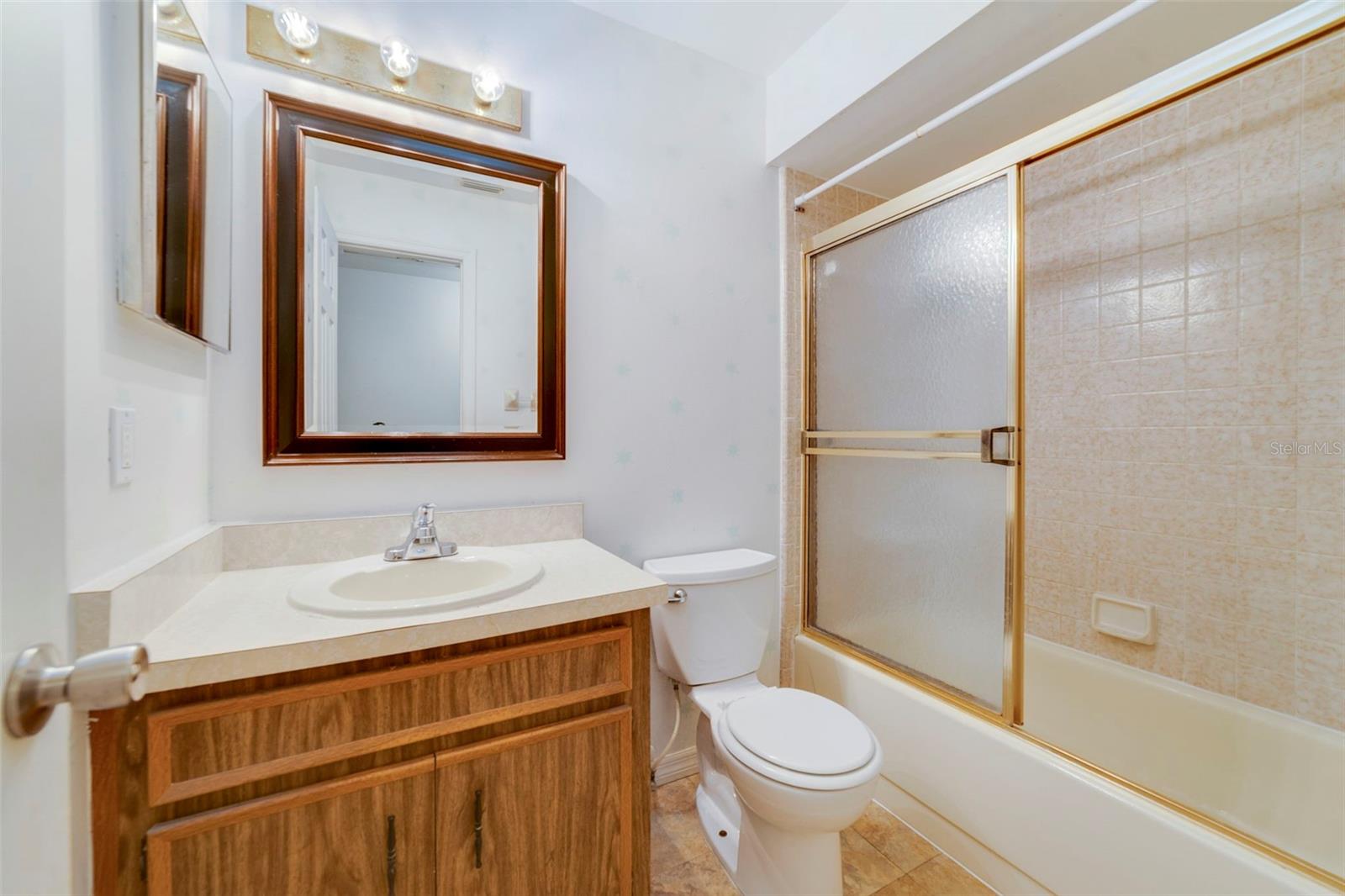 Image 12 of 22 For 7850 Altavan Avenue