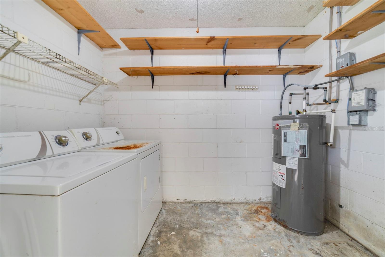 Image 16 of 22 For 7850 Altavan Avenue